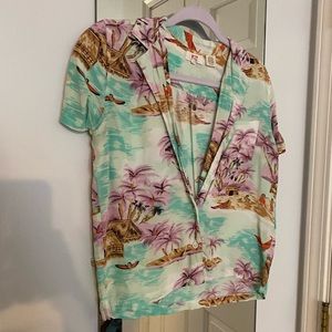 Levi Hawaiian crop top